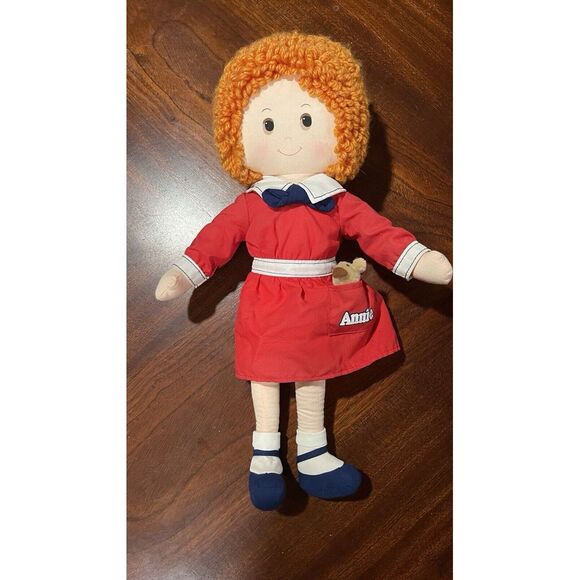 Vintage 1982 Knickerbocker 16" Orphan ANNIE Cloth‎ Rag Doll w SANDY Dog Plush - Picture 1 of 7